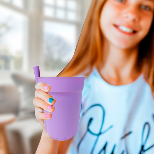 Set de 4 vasos para bebés con popote  325ml