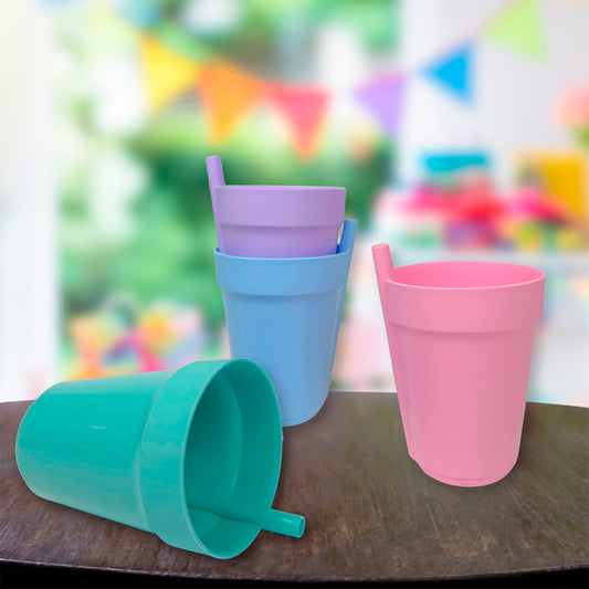 Set de 4 vasos para bebés con popote  325ml