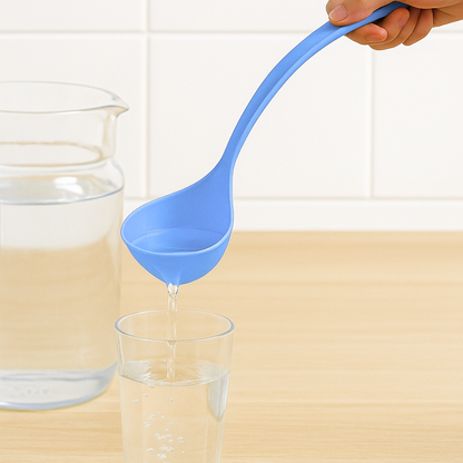 Cucharón de plástico mediano