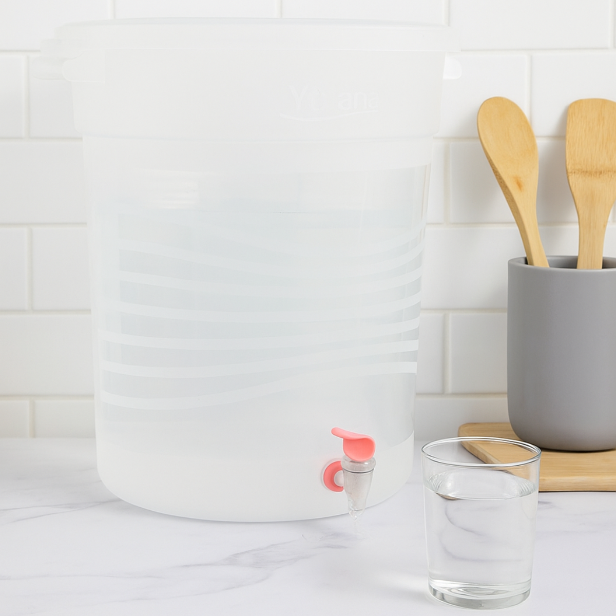 Bote dispensador de agua con llave 40 Litros