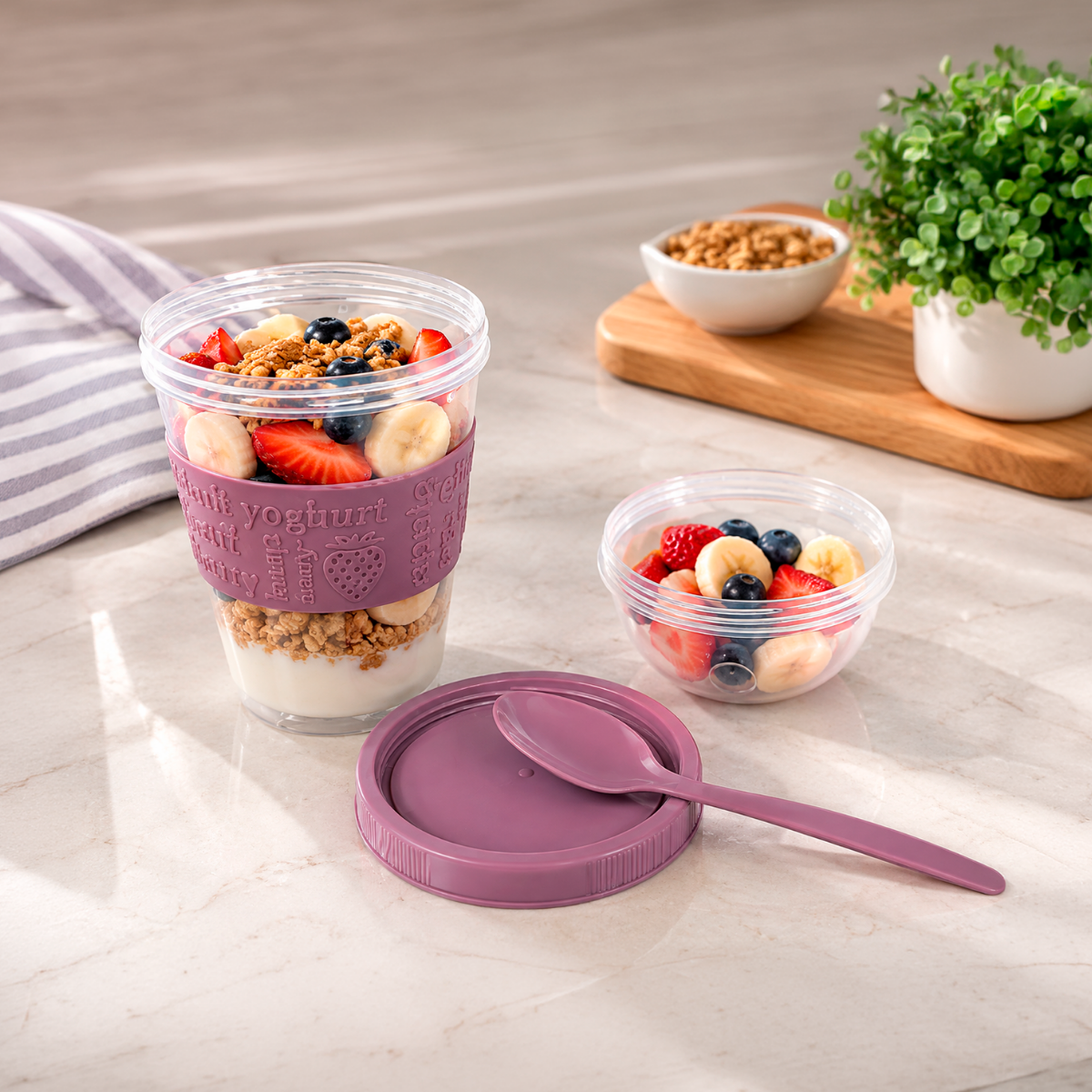 Vaso recipiente para yogurt y cereal con cuchara 600 ML